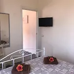 Rosa *