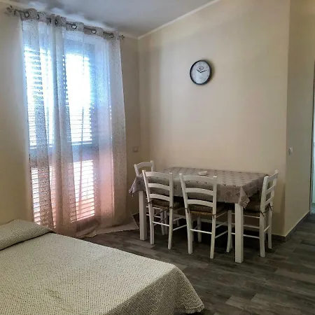 Apartment Rosa *