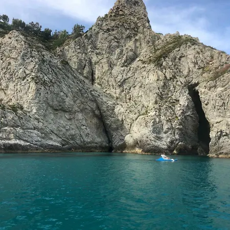 Rosa Apartmán Tropea
