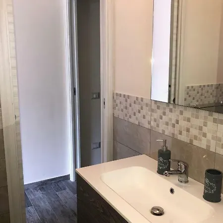Rosa Apartment