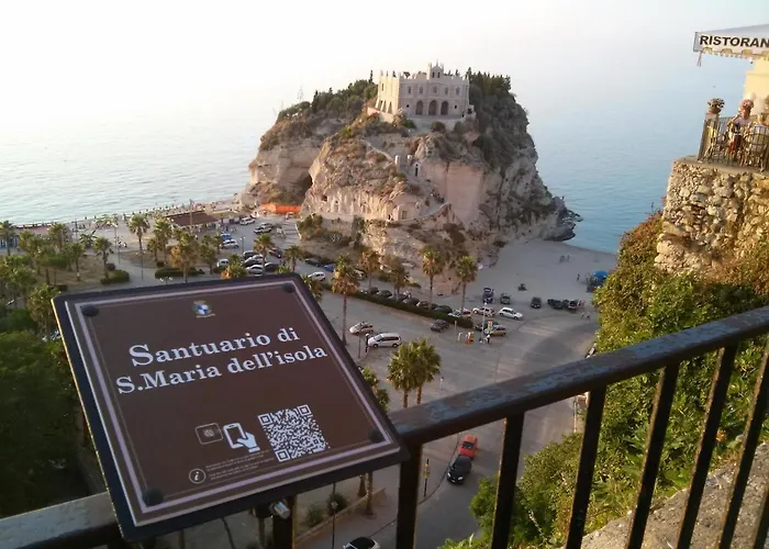 Rosa Apartamento Tropea